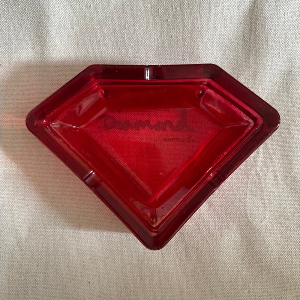 Diamond Supply Co. Red Diamond-Shaped Ashtray